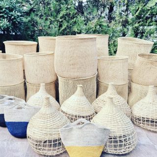 Our new bag and basket collection celebrates slow craft, natural textures, and the art of weaving.

Each piece is handcrafted from sustainably sourced, natural fibers — no machines, no shortcuts, just pure artistry.

Carry nature with you. 🤎🌿

#NaturalMaterials #HandcraftedDesign #AlunaMari