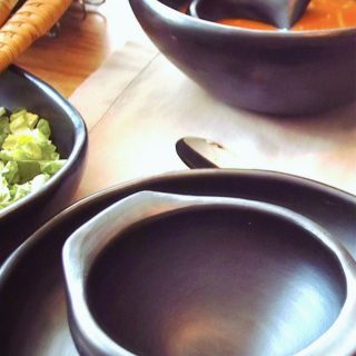 A truly unforgettable table setting isn't about perfection—it's about character.

That is the magic of black pottery. While these pieces are born from centuries-old traditions, their minimalist look and effortlessly simple shapes make them feel entirely modern. They strip away the noise and bring the focus back to raw, organic form.

How do you bring soul to your dining space? 👇

#Tablescape #WarmMinimalism #BlackPottery #ModernDining #WabiSabiHome #ArtisanMade #InteriorStyling #SlowLiving #AlunaMari