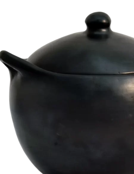 Black Pottery Pot png